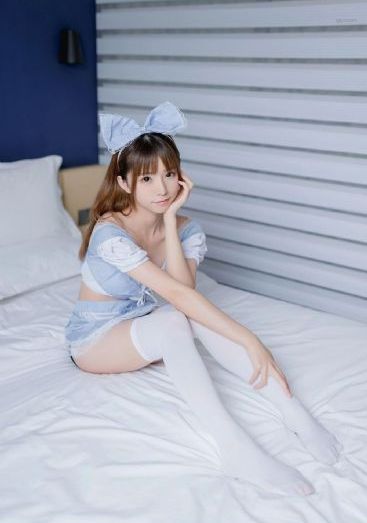 少妇被三个黑人4p到惨叫_1080P免费高清观看